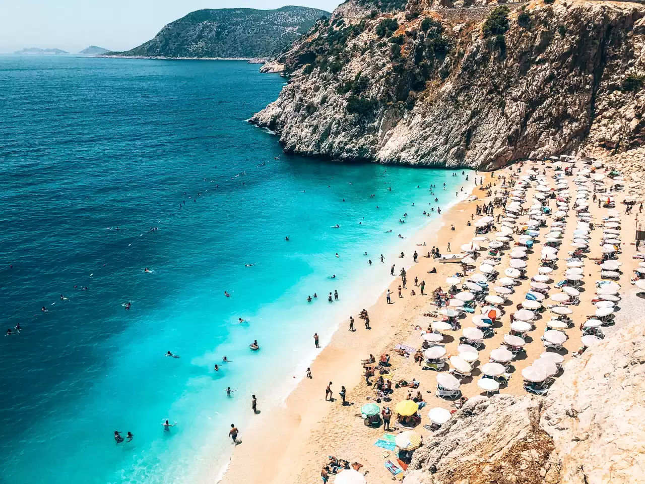 Antalya'nın Görkemini Caria Holidays ile Keşfedin: Her Şey Dahil Tatil Paketi